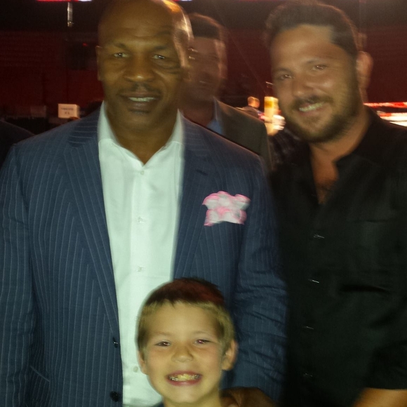 Meet your Posher, Cameron sharp - Picture 1 of 1